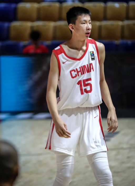 篮板, 中国队一度, ue