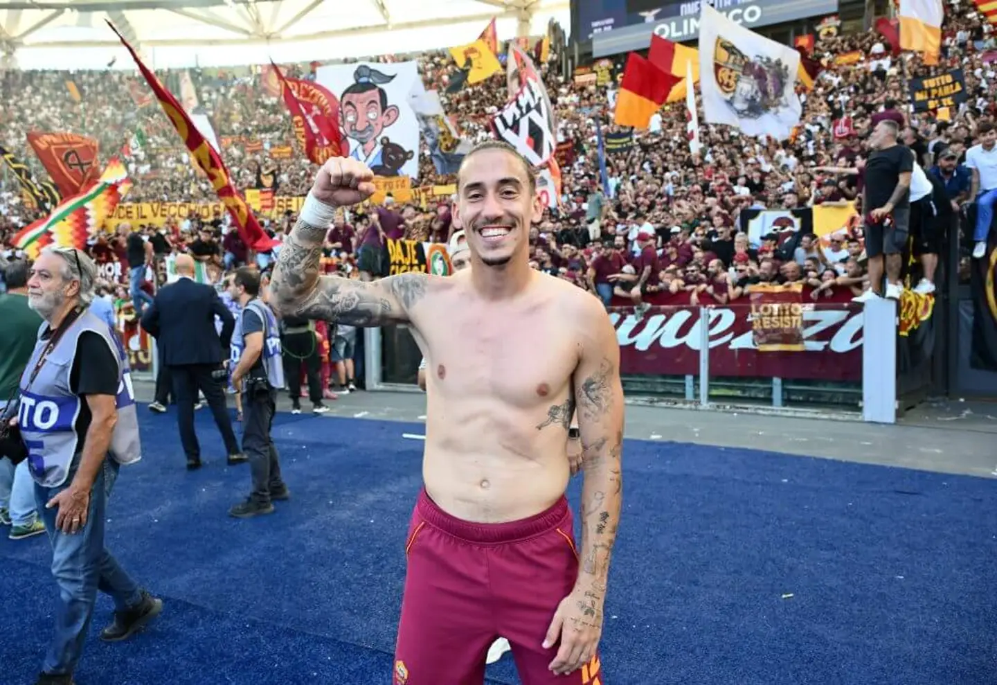 球迷们的真, 戈麦斯取代, 指联赛冠军 球迷们的真, 戈麦斯取代, 指联赛冠军